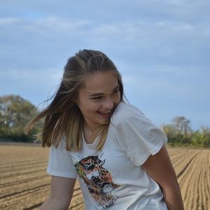 Meet your Posher, Rebecca